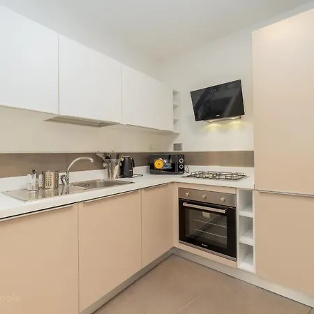 Chiara House 36 * Turin