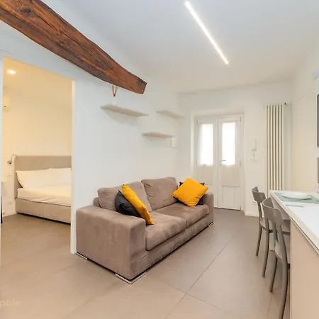 Chiara House 36 トリノ