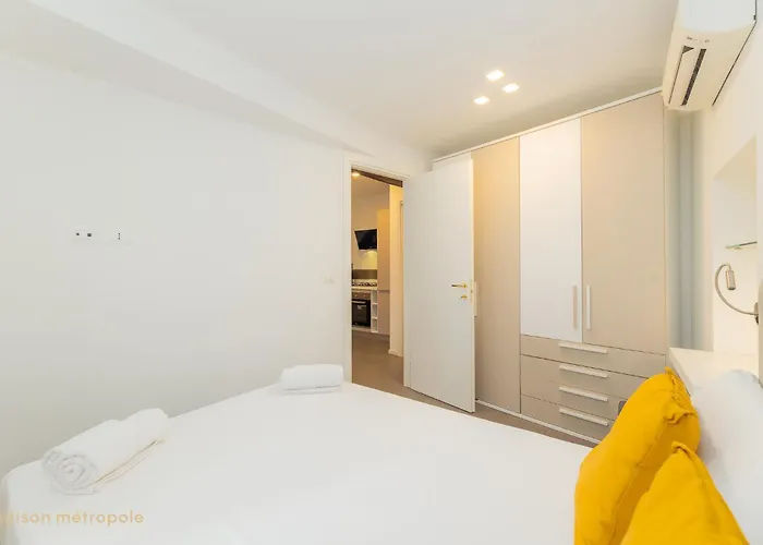 Chiara House 36